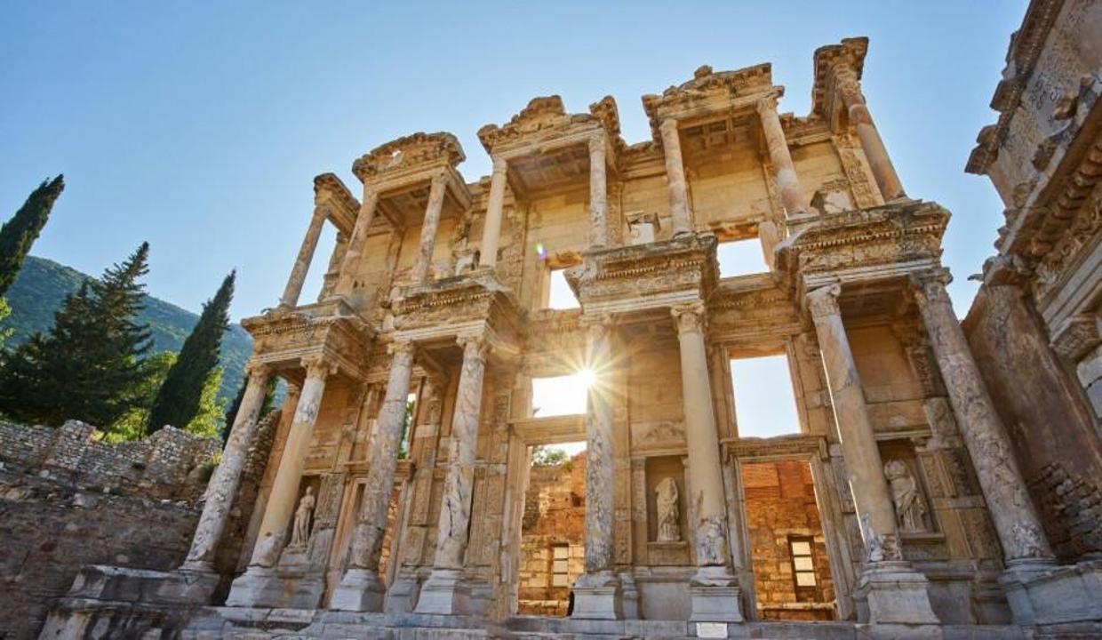 Kültür turizminde hedef 20 milyar dolar