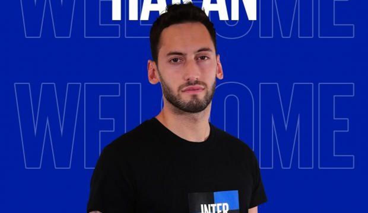 Hakan Çalhanoğlu transferi resmen açıklandı