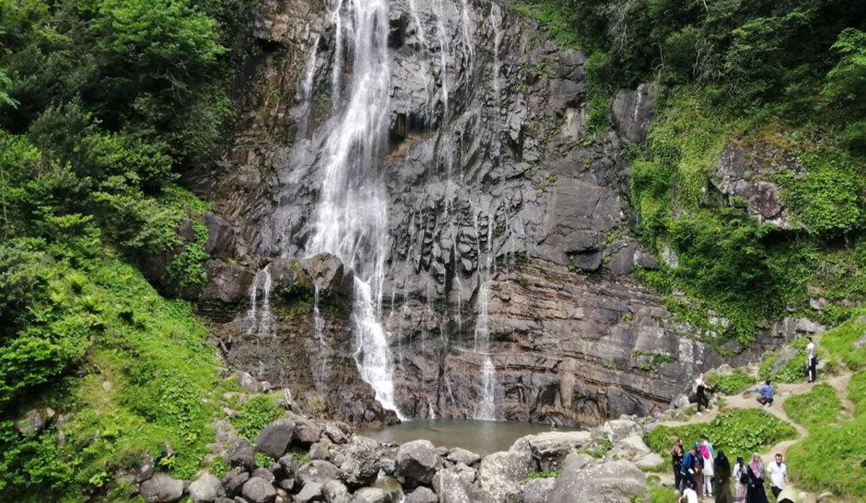 Karadeniz'in saklı cenneti Mençuna