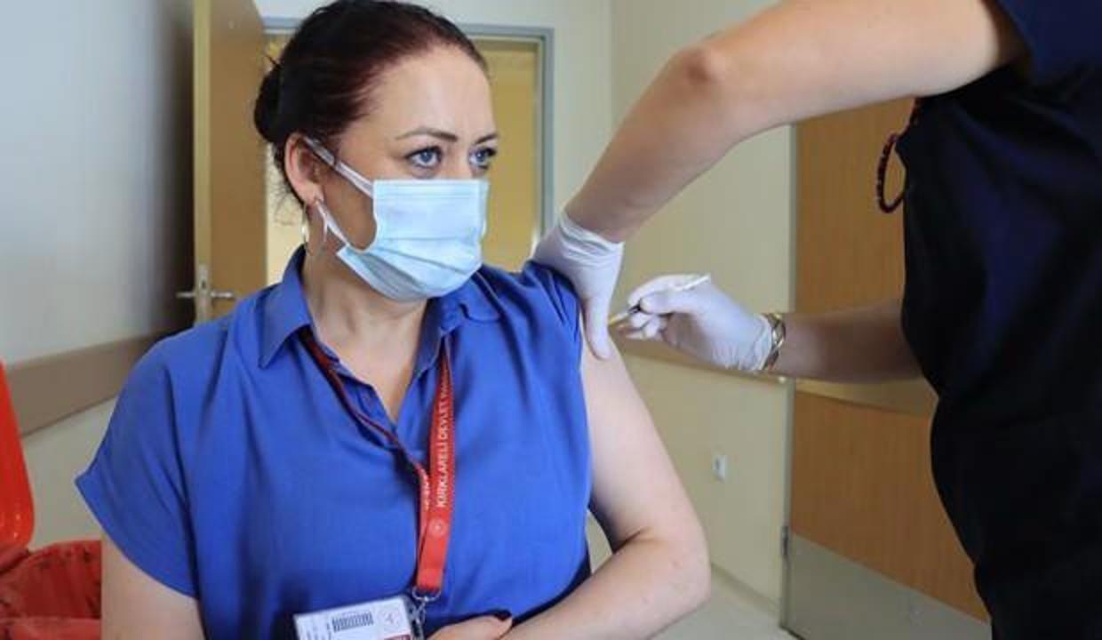 Üçüncü doz aşı neden gerekli? Bilim Kurulu'ndan kritik yanıt