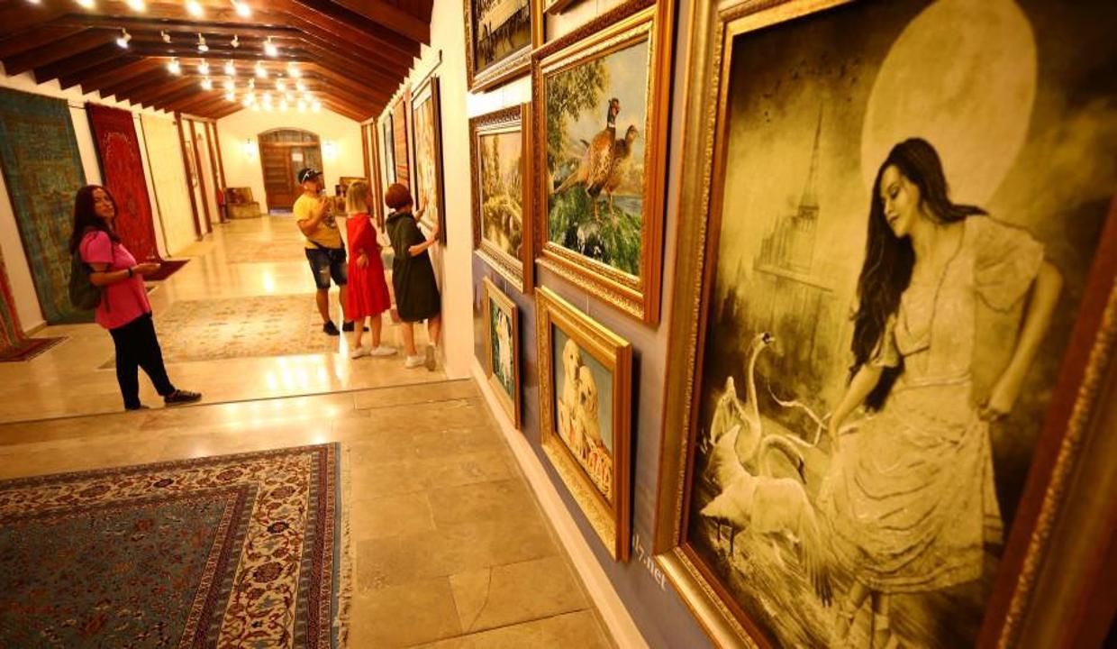 Kapadokya'nın canlı müzeleri: Halı mağazaları