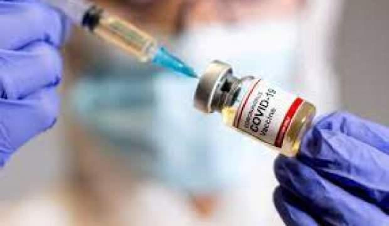 Korona tedbirlerini artırdılar! Ülkede 18 yaş üstü için aşı zorunlu oldu