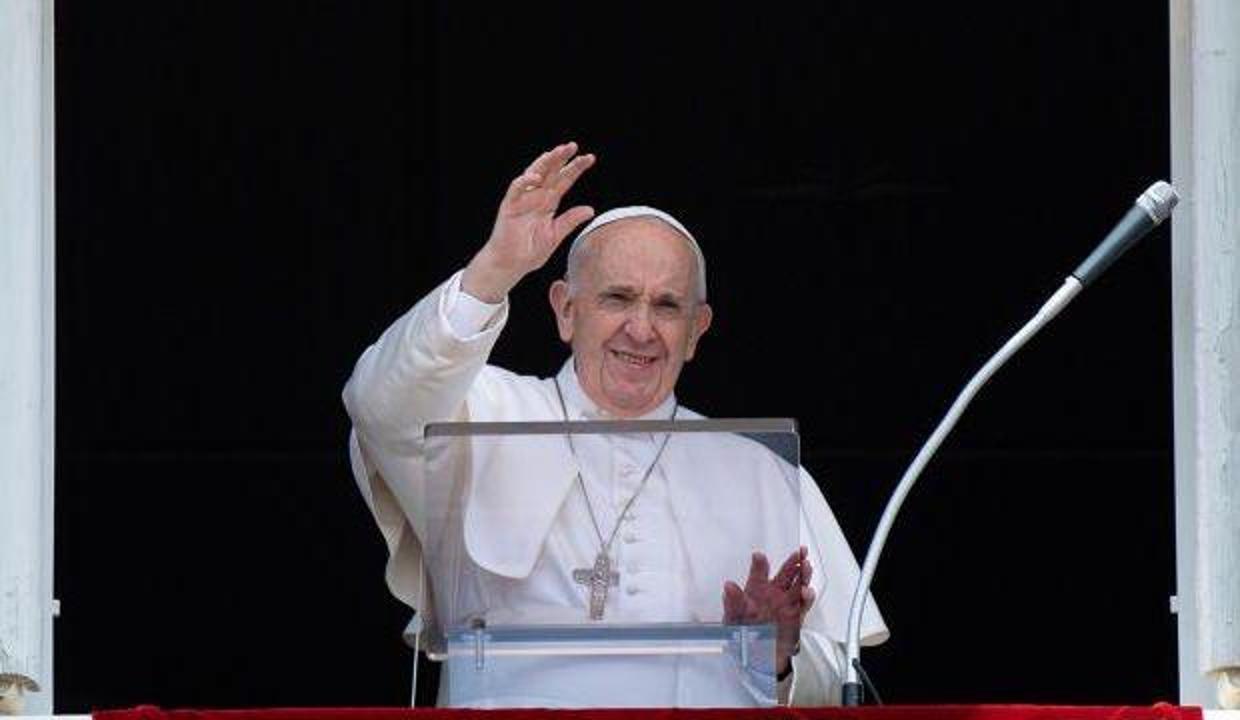 Ameliyat olan Papa Franciscus bir hafta hastanede kalacak
