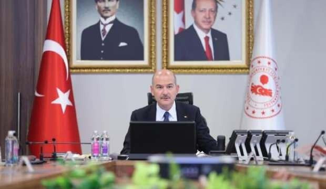 Bakan Soylu'dan valiler ve komutanlarla toplantı
