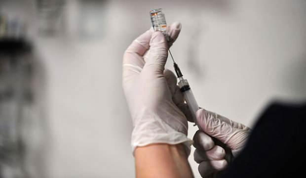Çift doz aşı yaptıranlar Hollanda'ya gidebilecek 