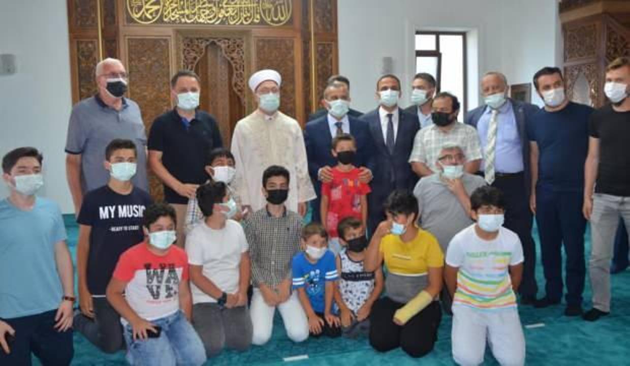 Diyanet İşleri Başkanı Erbaş: Camiler sadece namaz kılınan yer değil