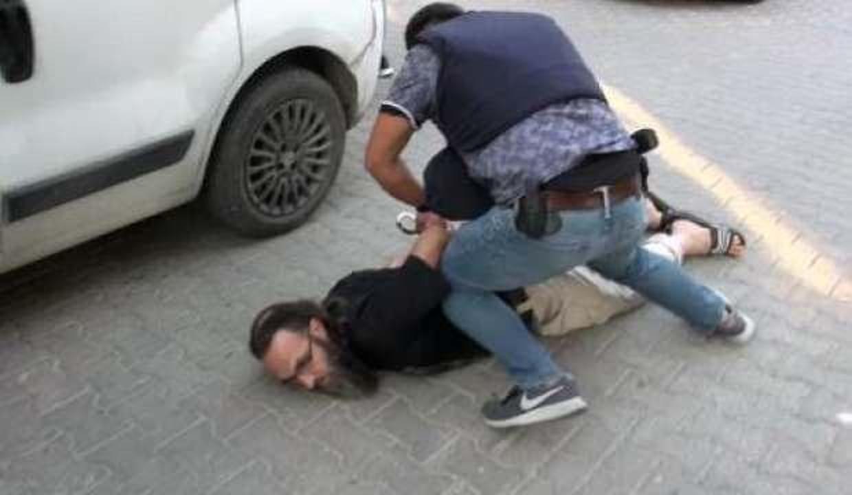 Adana'da kanlı terör eylemi hazırlığındaki terörist böyle yakalandı