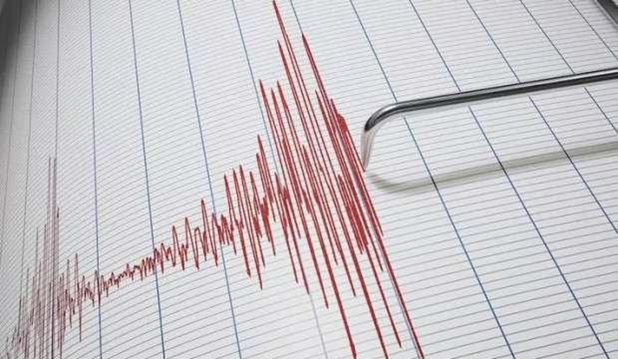 Deprem Araştırma Komisyonu raporu TBMM Başkanı Şentop'a sunuldu