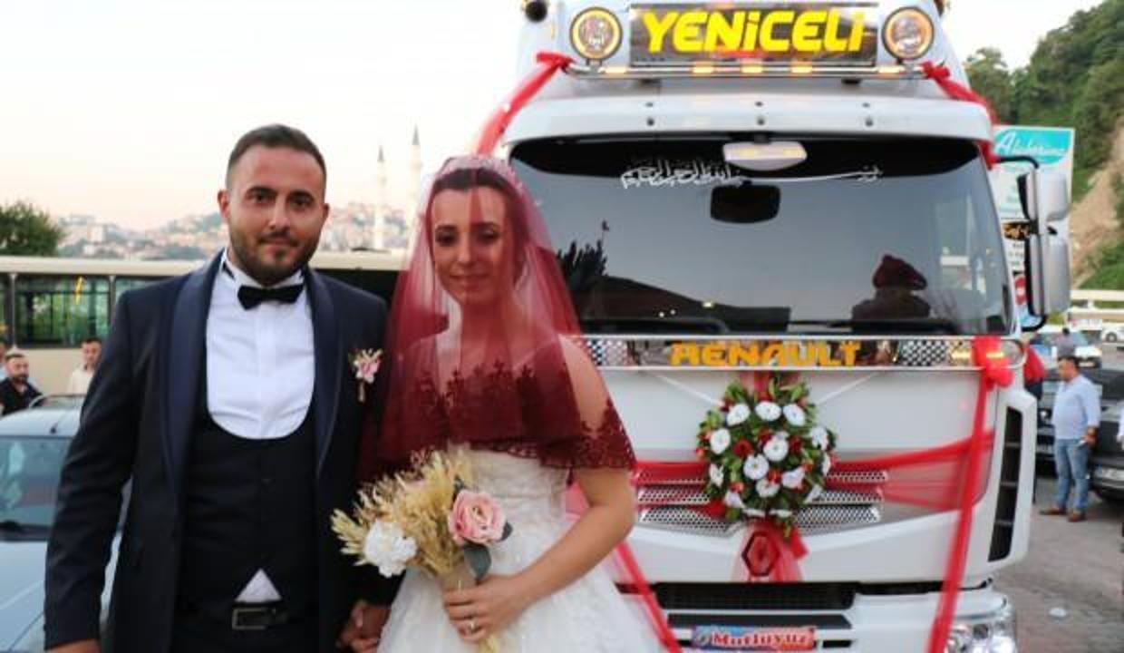 Tır şoförü gelin arabası olarak tırını kullandı!
