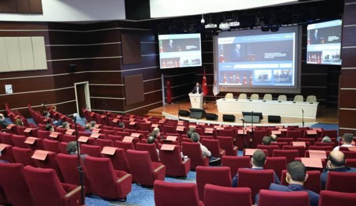 AK Parti'den milletvekili danışmanlarına sosyal medya eğitimi