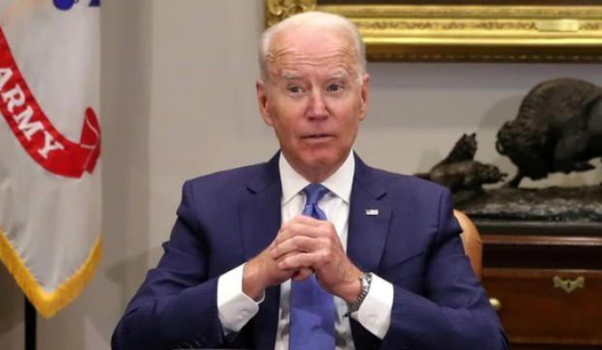 Küba'da ABD bayraklı protesto! Biden'dan açıklama
