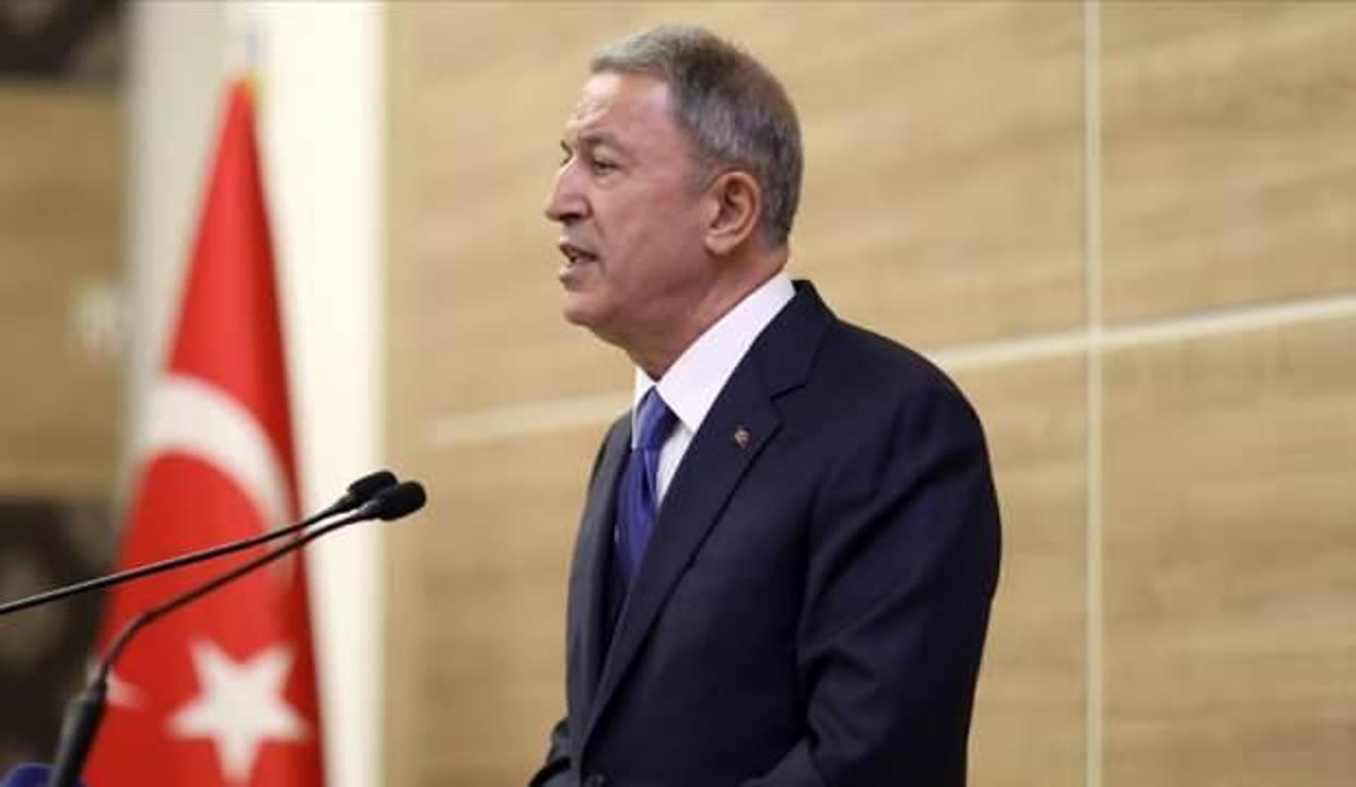 Son Dakika: Bakan Akar ihraç edilen FETÖ'cü sayısını açıkladı