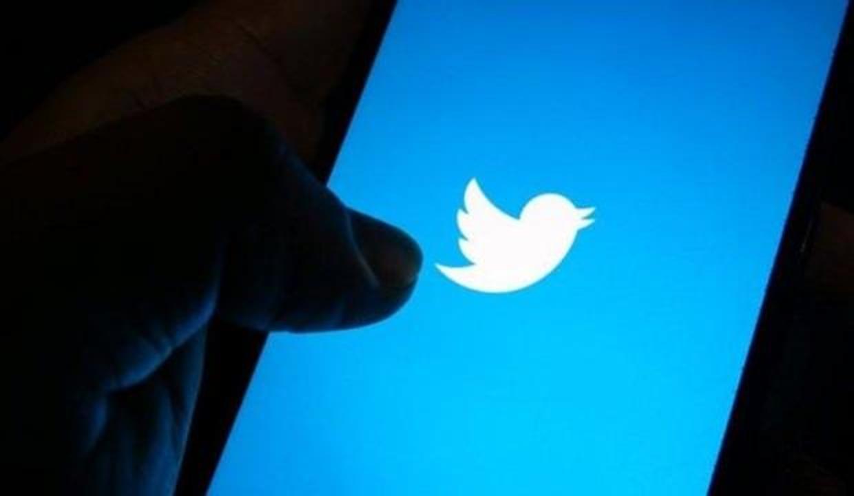 Nijerya'da Twitter yüzünden kriz çıktı: Devlet Başkanı'na dava açtılar