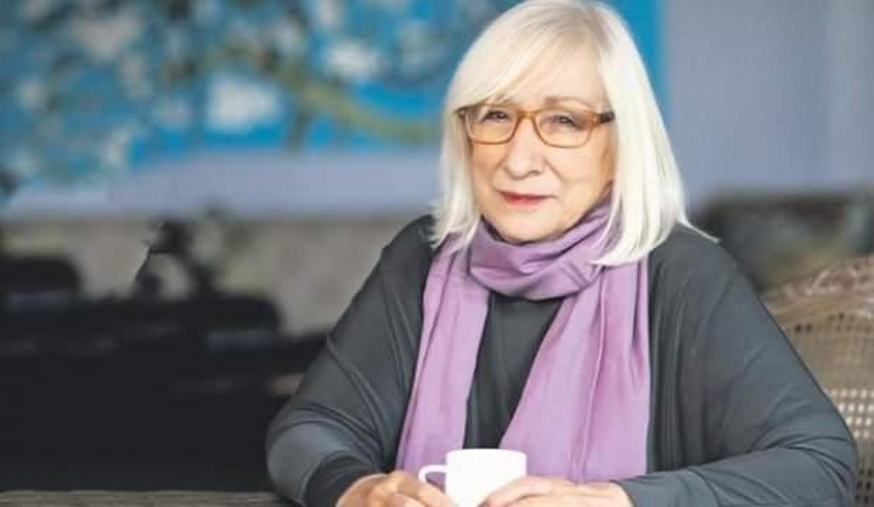 Yazar Alev Alatlı'nın yeni kitabı 'Suç Ortağı Hollywood' okuyucuyla buluştu
