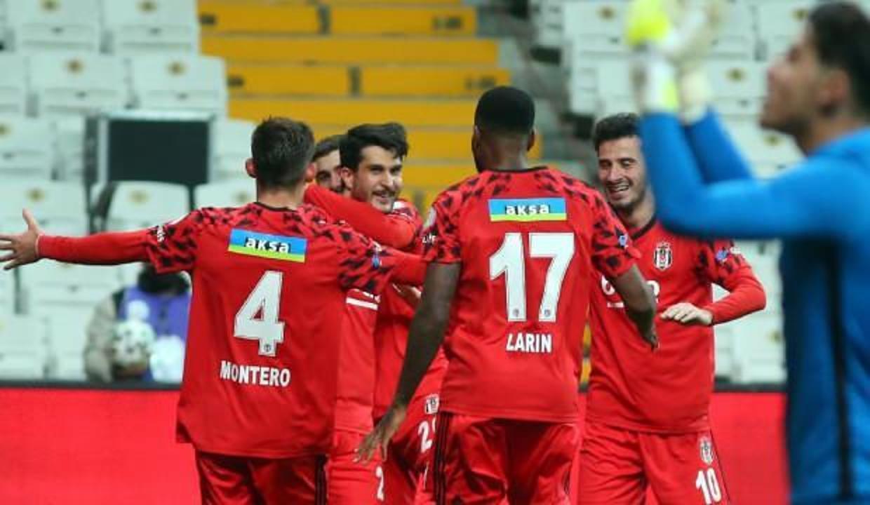 Beşiktaş'a kötü haber: Yıldız golcü sakatlandı!
