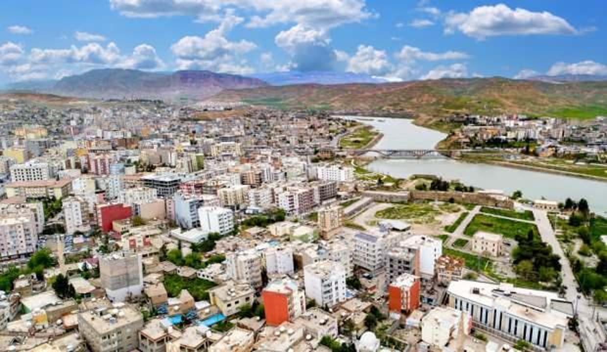 Kent adeta kavruldu! 49.1 derece sıcaklık ile Türkiye rekoru kırdı