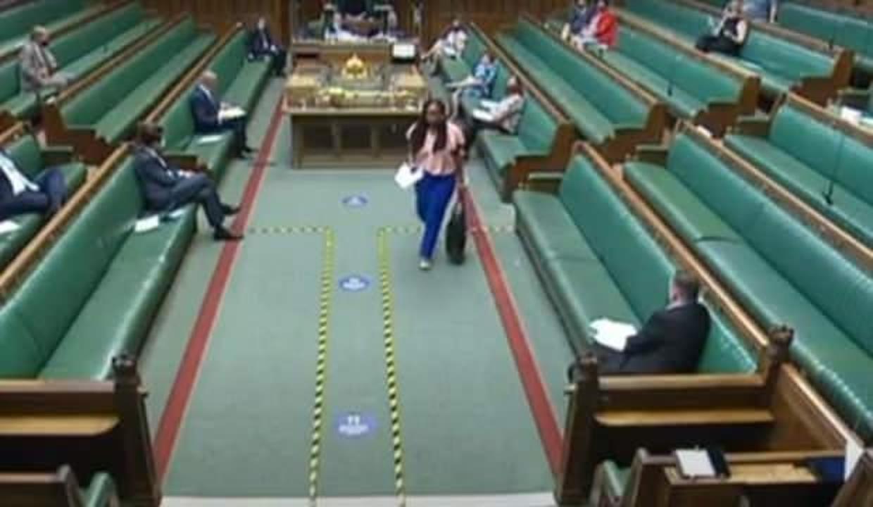 Johnson'u 'yalancılıkla' suçlayan milletvekili, oturumdan kovuldu