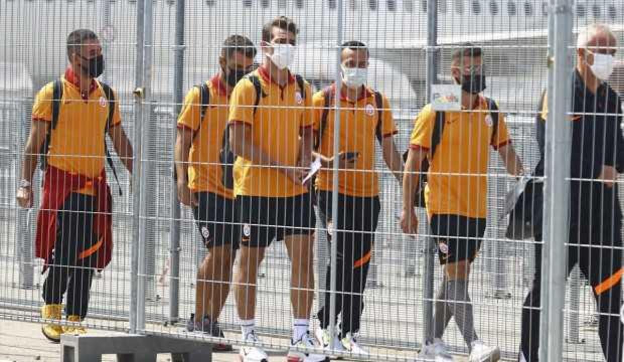 Galatasaray, PSV maçı için Hollanda'da