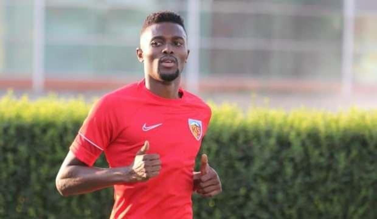 Kayserispor'da Mensah'la anlaşma sağlandı