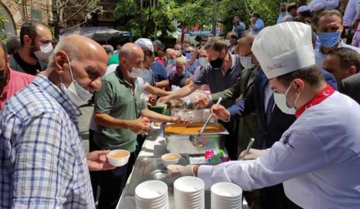 Yılda sadece 1 kez pişen bu çorbayı içmek için insanlar akın akın geliyor