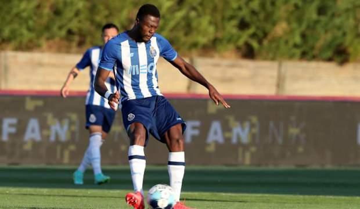 Galatasaray'dan Porto'nun stoperine kanca!