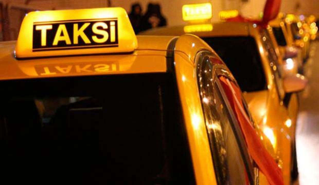 İBB, 302 havalimanı taksisinin ruhsatını iptal etti