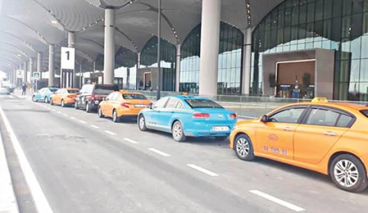 İBB ile havalimanı taksicileri yeniden uzlaşmaya vardı 