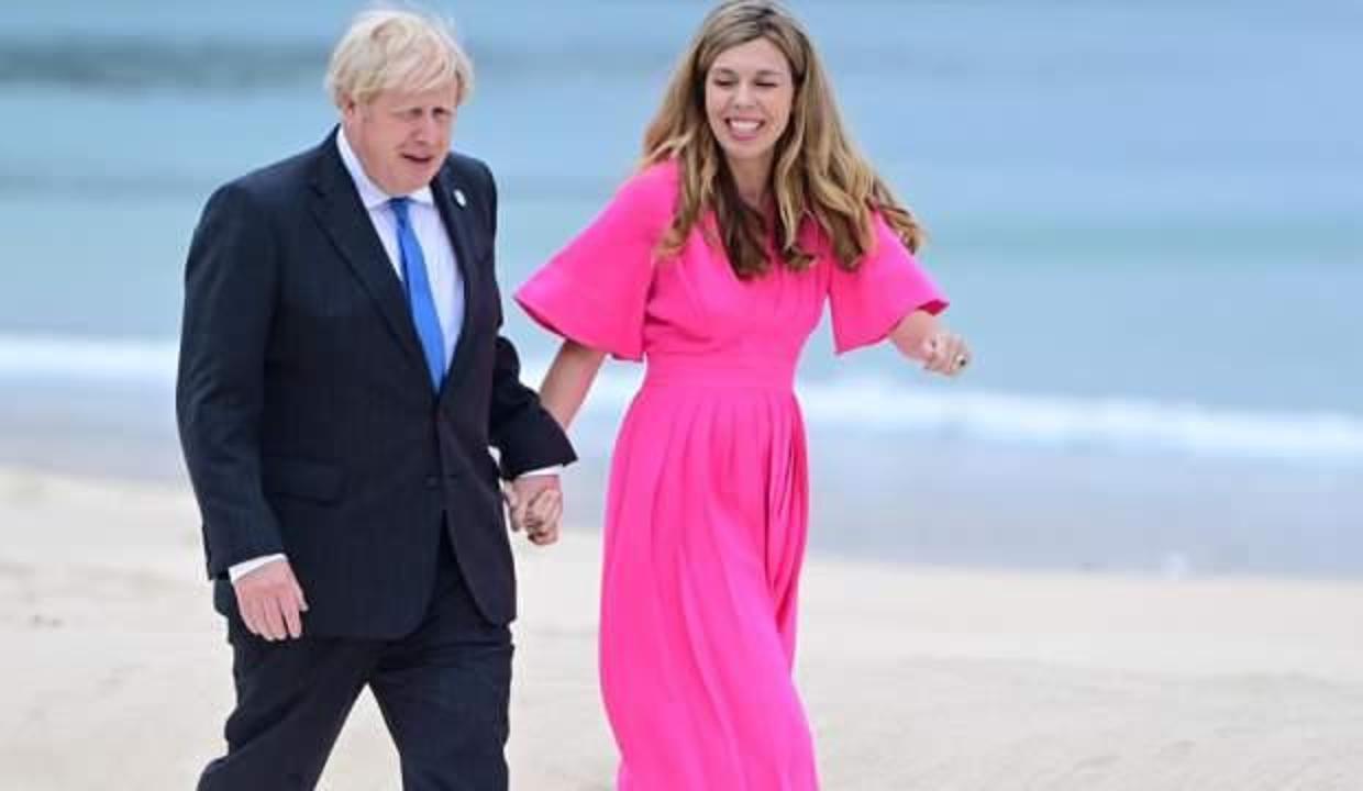 İngiltere Başbakanı Johnson bir kez daha baba olmaya hazırlanıyor