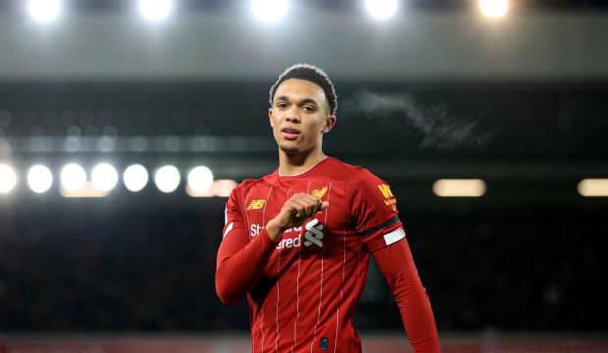 Liverpool, Alexander-Arnold'ın sözleşmesini uzattı
