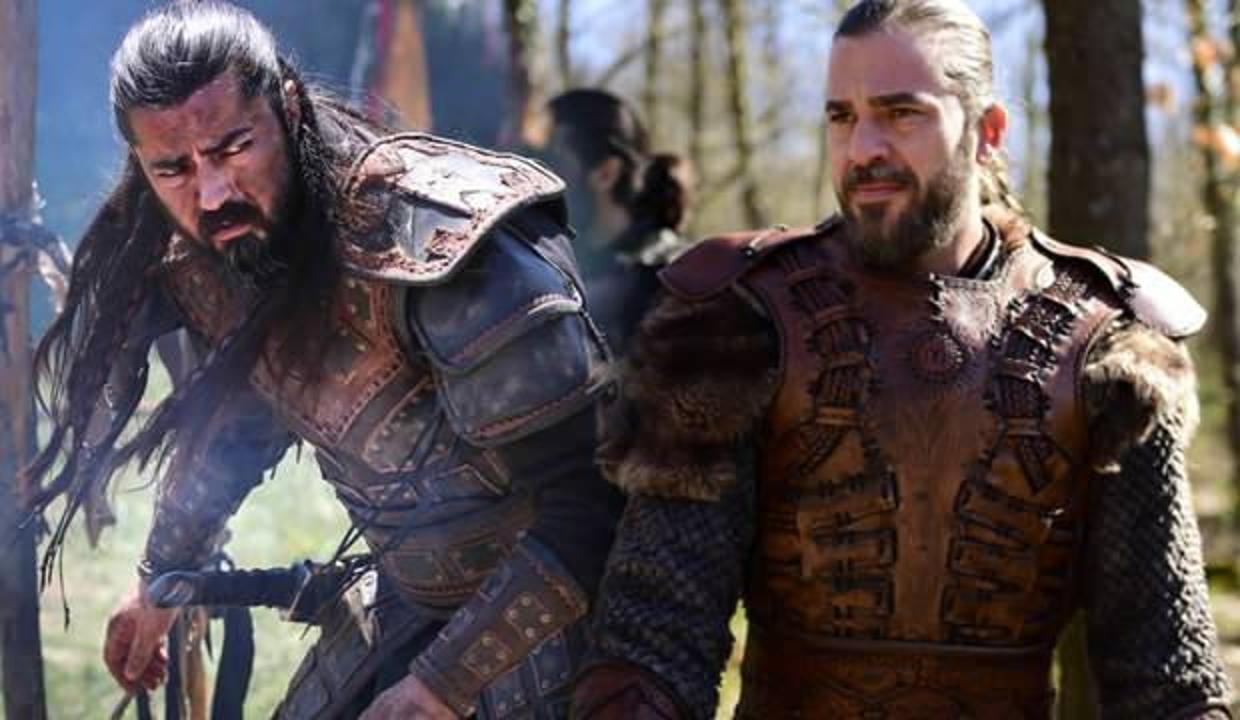 Alparslan yapımına çok konuşulacak transfer! TRT1 Diriliş Ertuğrul'da rüzgar gibi esip geçmişti