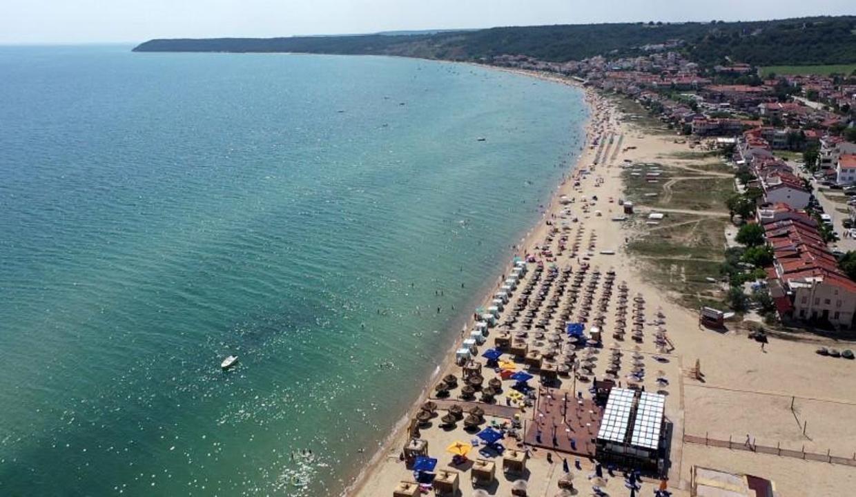 Saros Körfezi'nin inci gibi kumlarında çadır kampı
