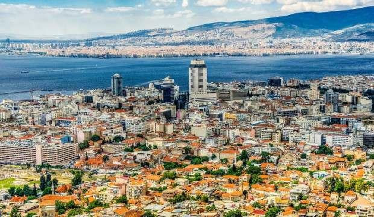 İzmir'de konut satışları yüzde 63 oranında azaldı