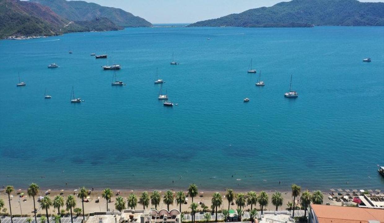 Marmaris koylarında ve plajlarında hareketlilik başladı