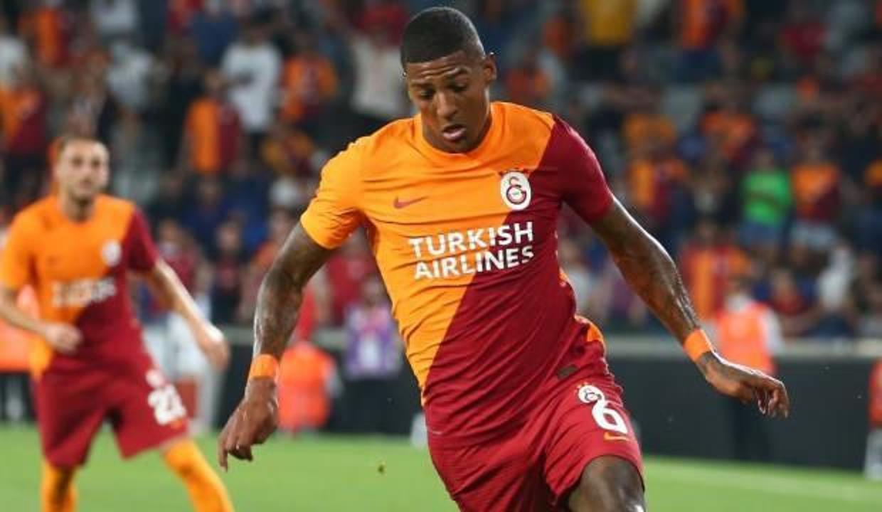 Galatasaray'da van Aanholt şaşırttı