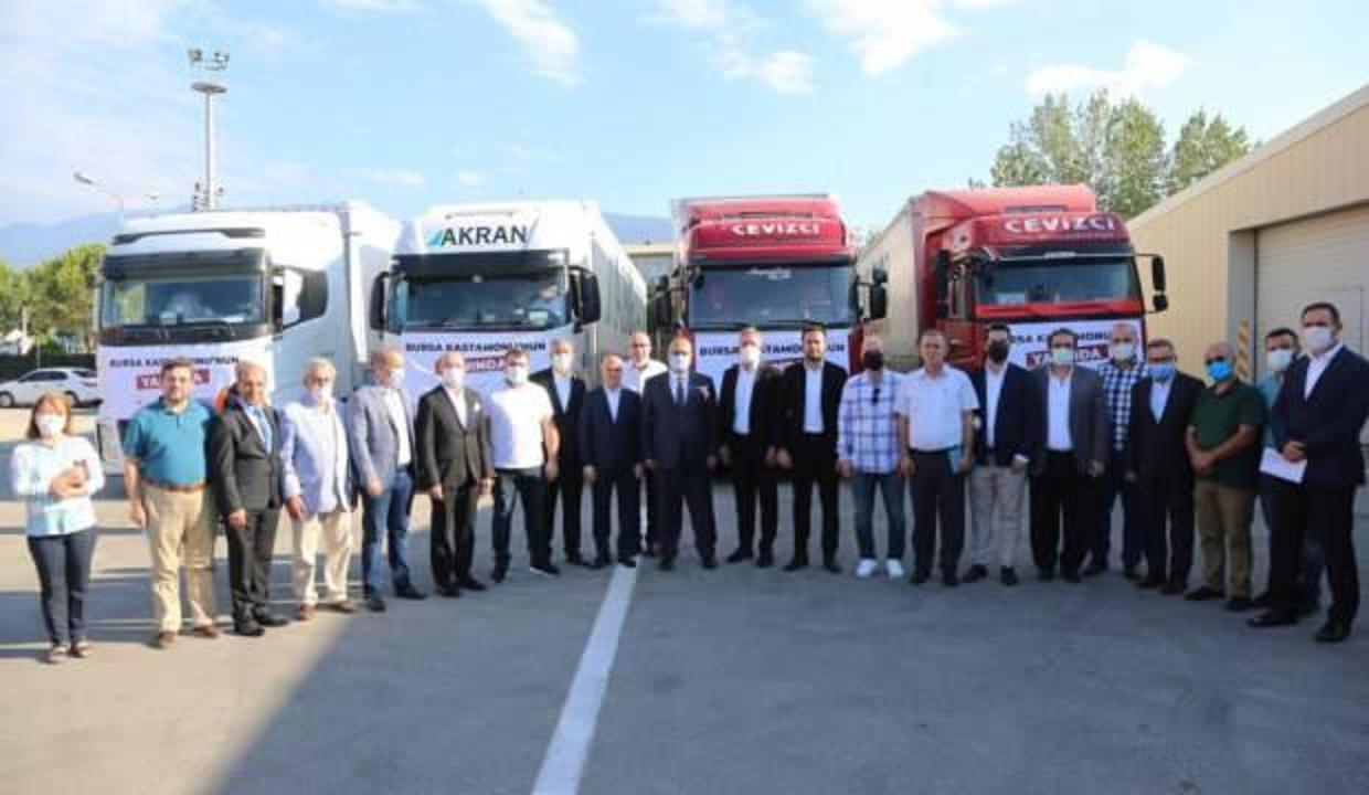 Bursa, afet bölgesine gidecek yardım tırlarını uğurladı