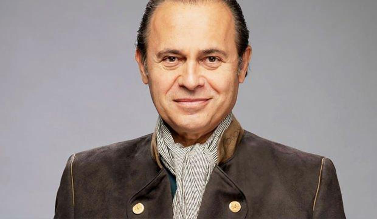 Ayhan Sicimoğlu kimdir, nerelidir ve asıl mesleği nedir? Ayhan Sinan Sicimoğlu'nun hayatı... - Vimarsana News