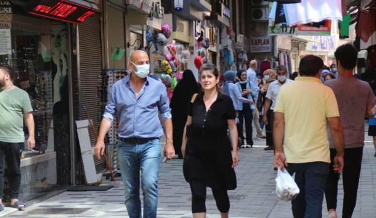Nüfusa oranla en fazla vakanın olduğu Rize'de maske kuralına uyulmuyor - Vimarsana News