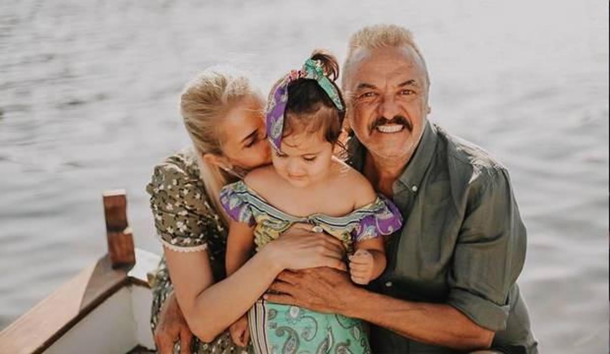 Şafak Özbir kimdir? Mesut Akusta'nın eşi ne iş yapıyor ve kaç yaşındadır?