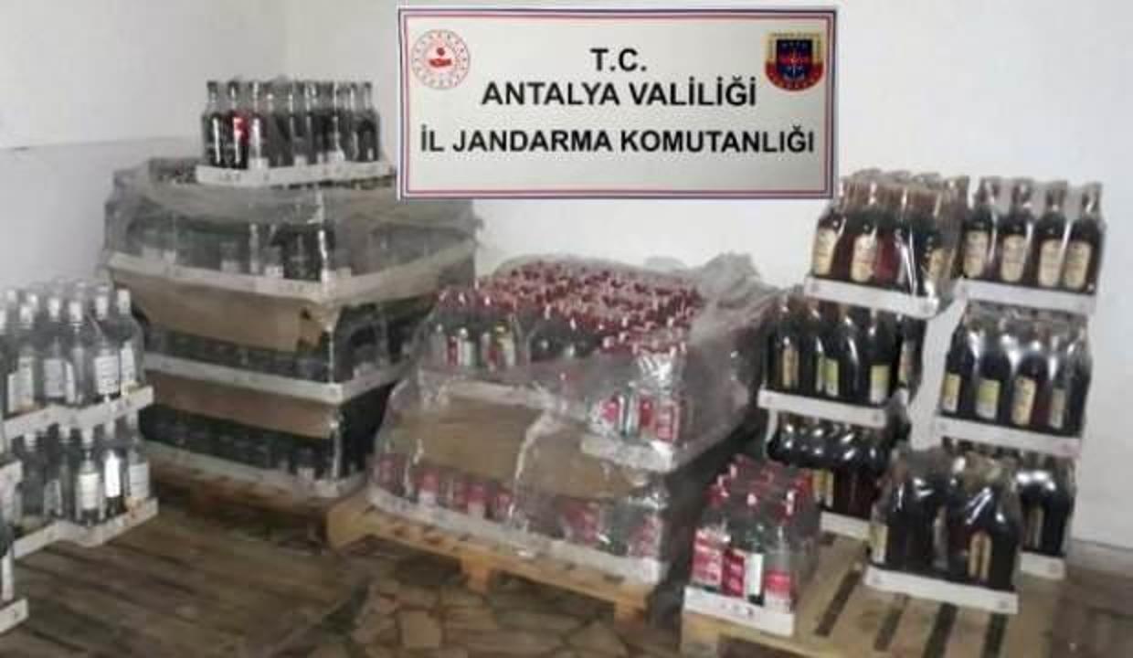 12 otelde, 5 bin 6 litre kaçak ve sahte içki ele geçirildi