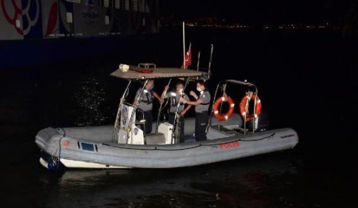 İzmir'de denizden ceset çıkarıldı