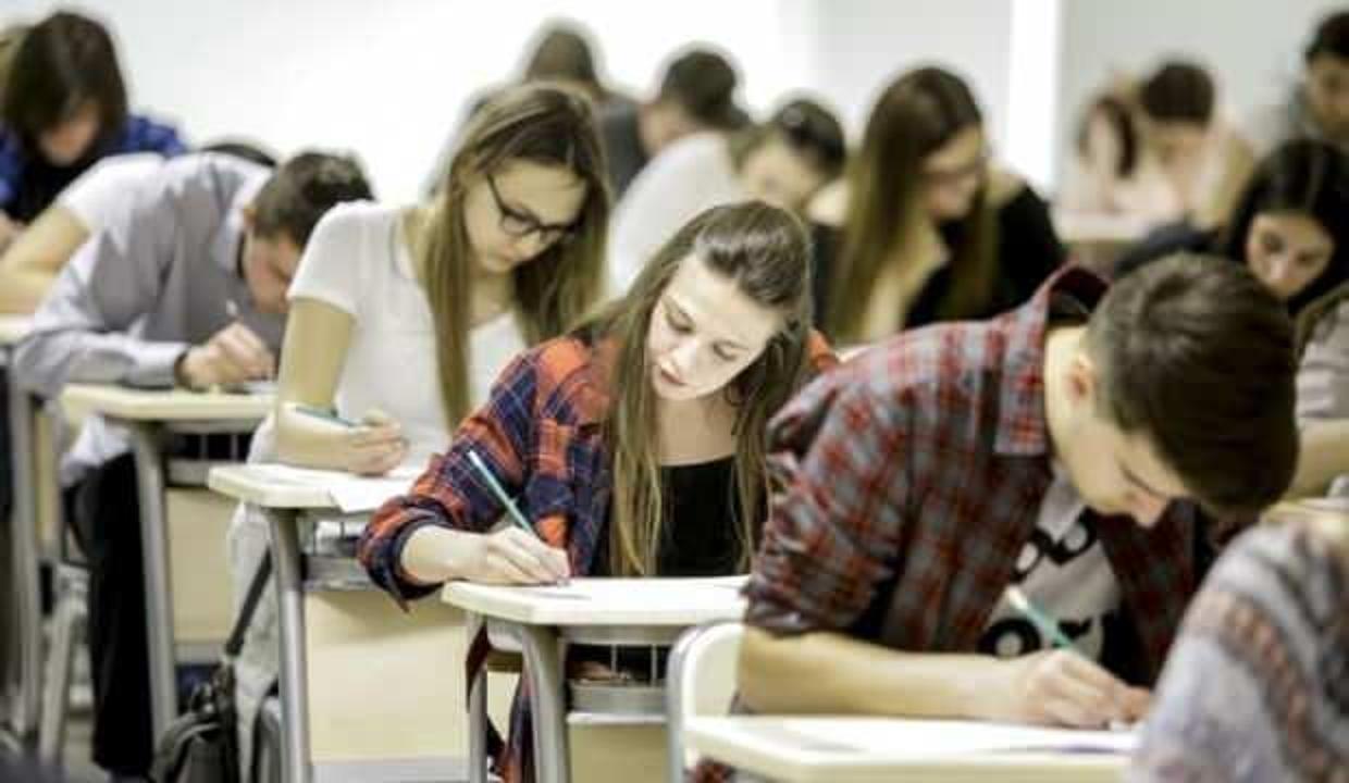 Yetiştirme yurdunda kalan 241 genç üniversiteli oldu