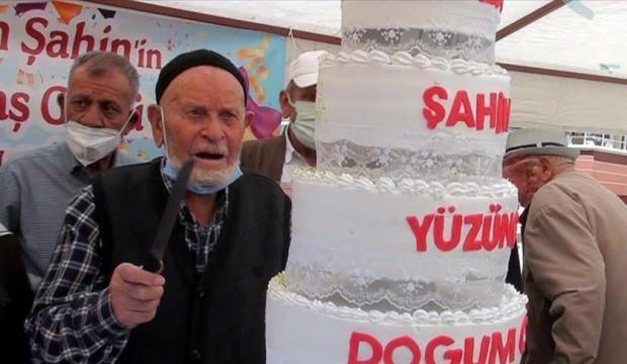 100 yaşında koronayı yendi! Aşılarını yaptırarak örnek oldu
