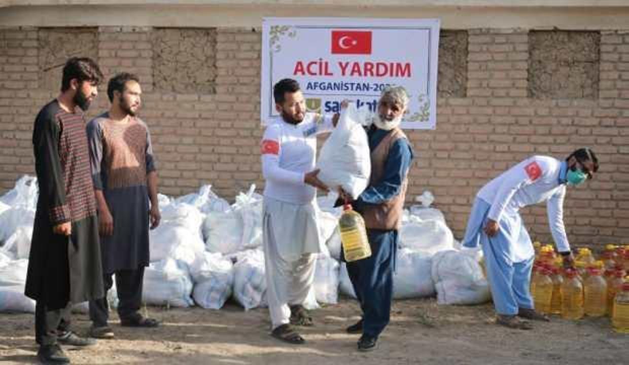 Türkiye’den Afganistan’a gıda yardımı
