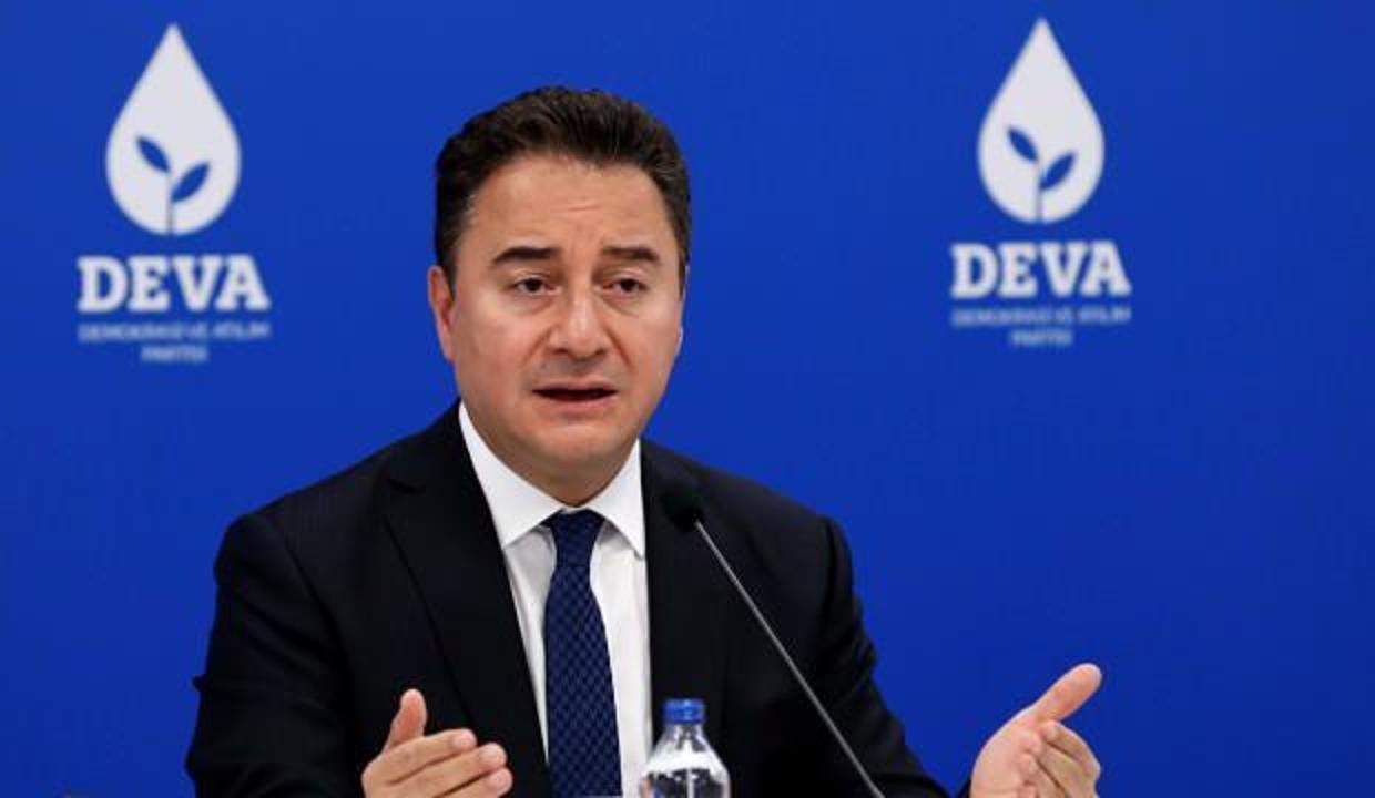 Babacan'a bir şok daha! Topluca istifa ettiler