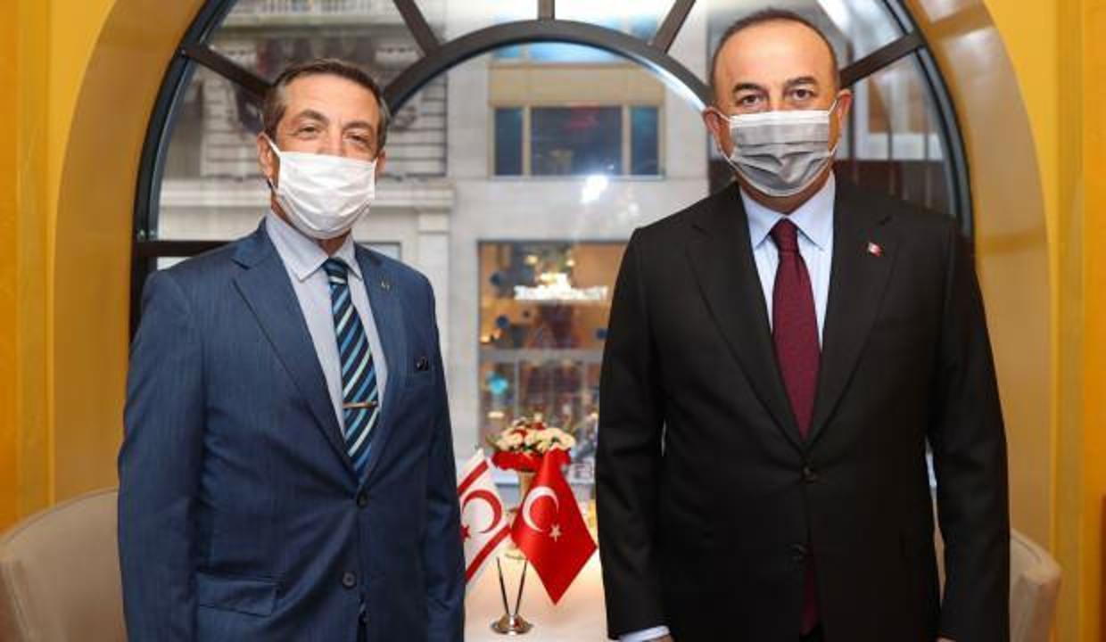 Bakan Çavuşoğlu ABD'de KKTC Dışişleri Bakanı Ertuğruloğlu ile görüştü