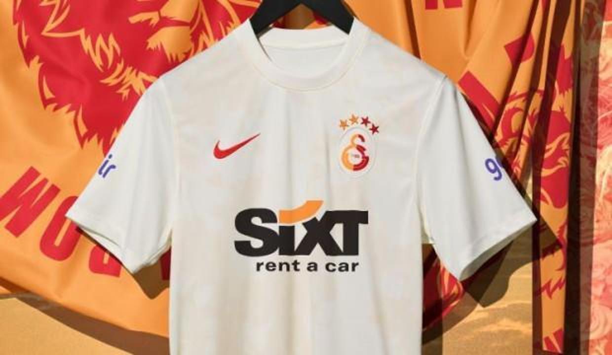 Galatasaray'ın alternatif forması belli oldu!