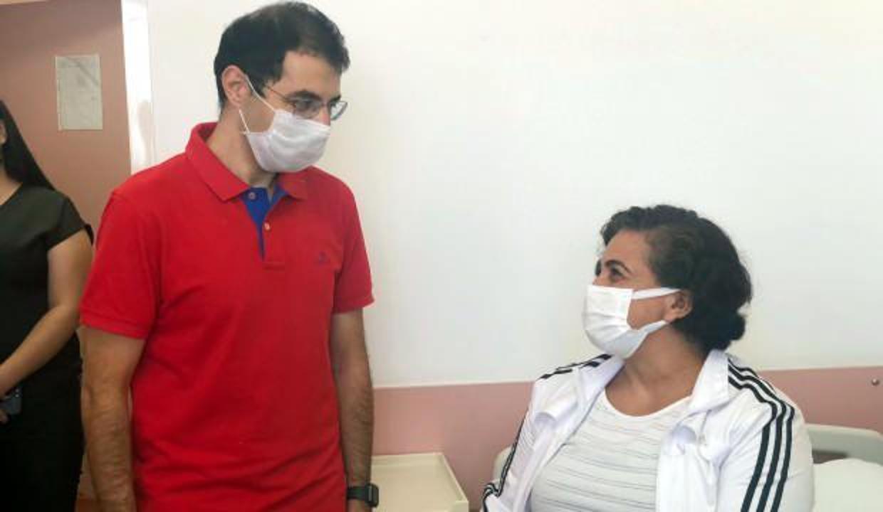 Kulağında tümör olan hemşire işitme kaybı yaşıyordu! Ameliyatla sağlığına kavuştu