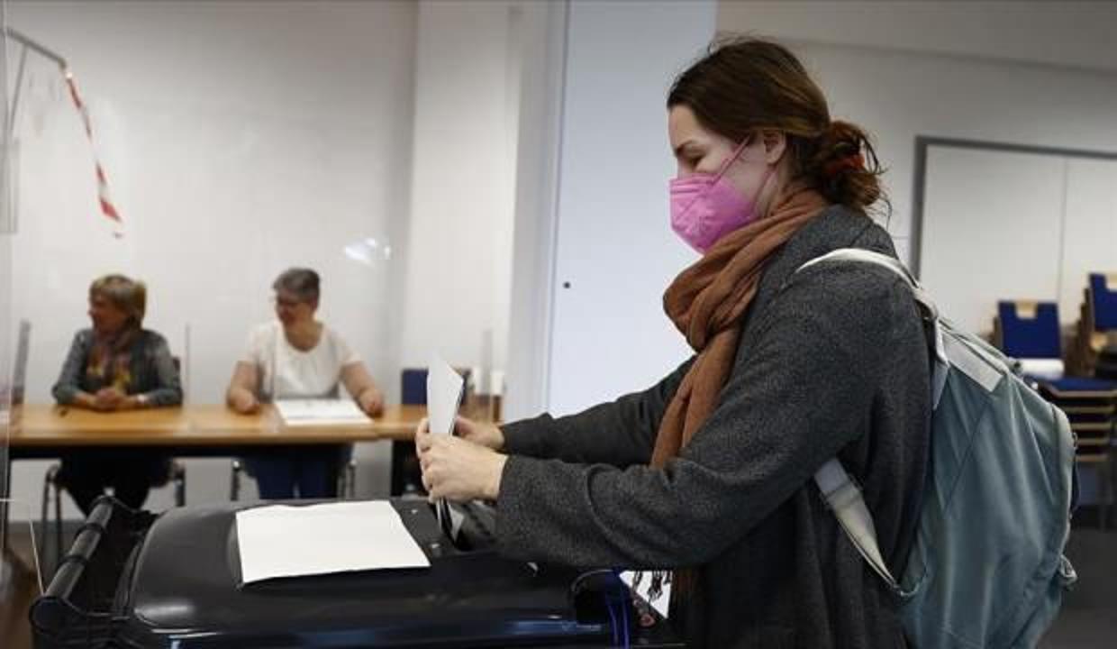 Almanya'da oy verme işlemi sona erdi