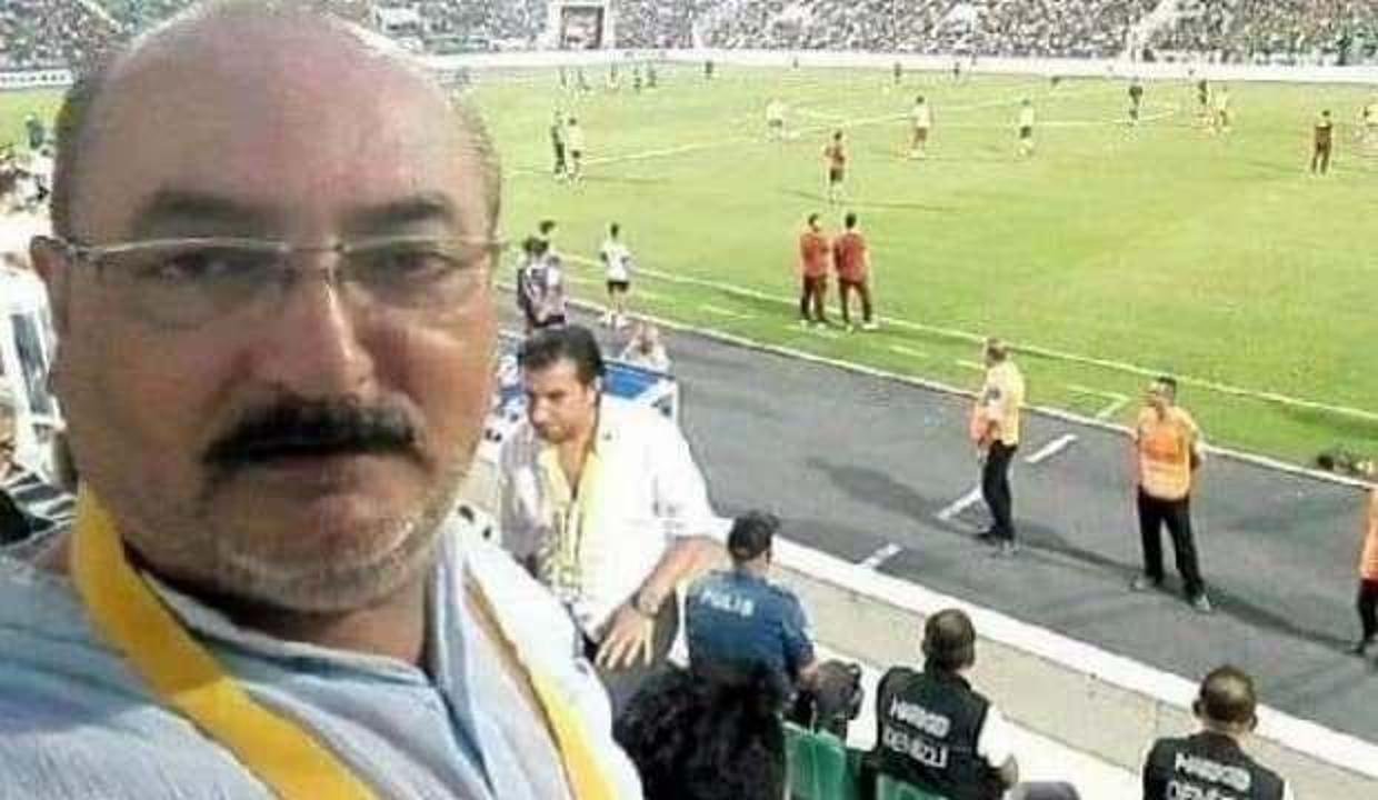 Aşı karşıtı gazeteci, koronavirüsten hayatını kaybetti