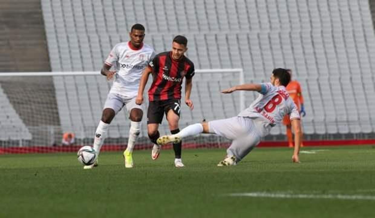 Fatih Karagümrük evinde 1 puana razı oldu!